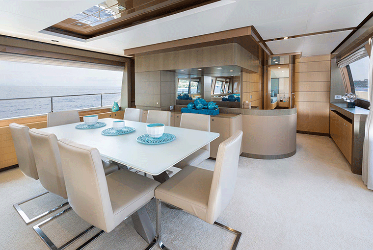 Ferretti Yachts 960